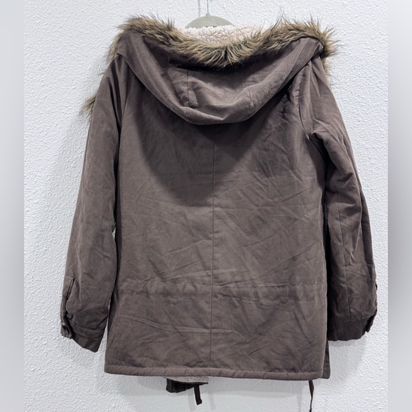 Costa Blanca Brown Utility Jacket with Faux Fur Hood - Picture 8 of 10